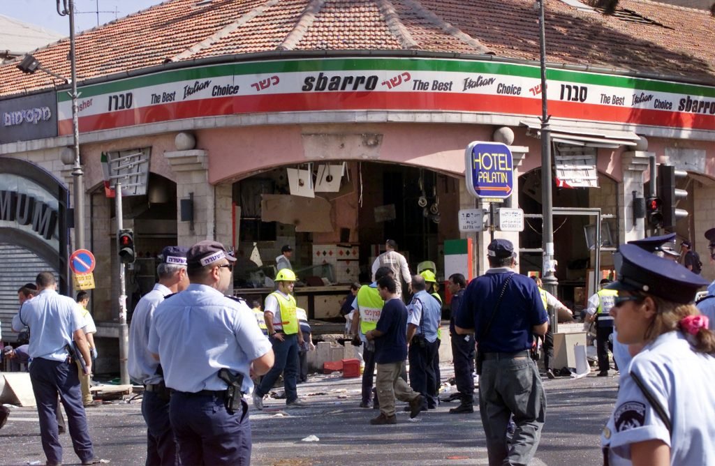 Česká společnost přátel Izraele sbarro-1024x668 Hamas glorifies Sbarro suicide bombing that killed 15, among them 7 kids Palwatch.org  