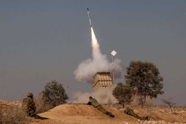 Česká společnost přátel Izraele Obranný-raketový-systém-Iron-Dome. Před pěti lety Izrael aktivoval protiraketový systém Iron Dome: Hamas byl v Gaze rozdrcen Izraelská politika Zpravodajství  