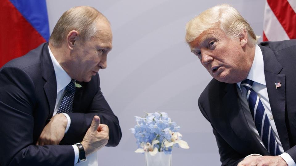 Česká společnost přátel Izraele Vladimir-Putin-a-Donald-Trump BLÍZKÝ VÝCHOD: Co summit (ne)přinesl Izraeli Izrael a svět Izraelská politika  