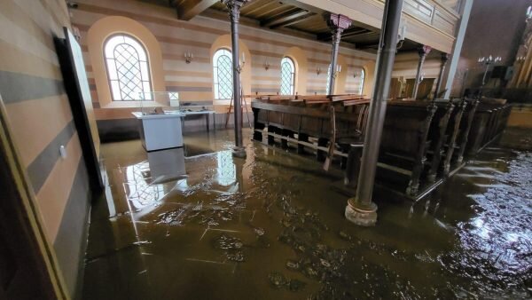 Česká společnost přátel Izraele Krnov-synagoga-zari-2024-600x338 Veřejná sbírka SOS židovské památky 2024 Ekonomika  