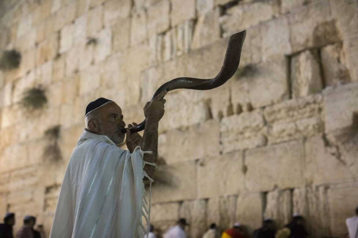 Česká společnost přátel Izraele Schofarhorn-Jom-Kippur-1170x780 Dny bázně, dny naděje Víra  